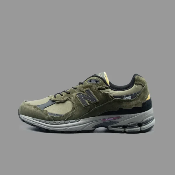 نیوبالانس 2002r پروتکشن پک سبز سدری | New Balance 2002r Protection Pack Dark Moss