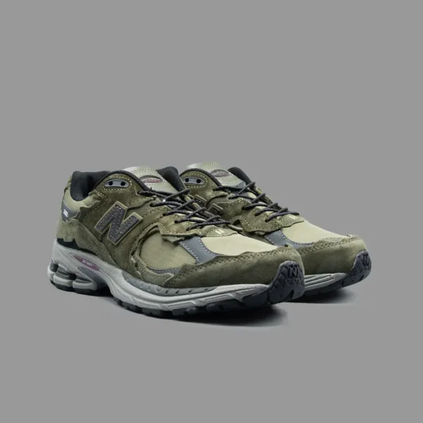 نیوبالانس 2002r پروتکشن پک سبز سدری | New Balance 2002r Protection Pack Dark Moss - Image 2