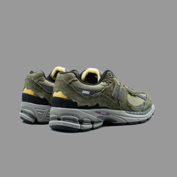 نیوبالانس 2002r پروتکشن پک سبز سدری | New Balance 2002r Protection Pack Dark Moss - Image 3