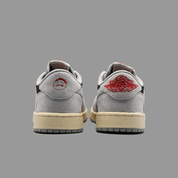 نایکی جردن 1 ساق کوتاه ترویس اسکات طوسی روشن | Nike Jordan 1 Low Travis Scott Light Grey - Image 4