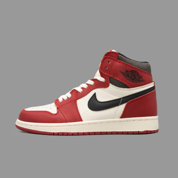 نایکی جردن 1 ساق بلند شیکاگو لاست اند فاند | Nike Jordan 1 Retro High Chicago Lost And Found