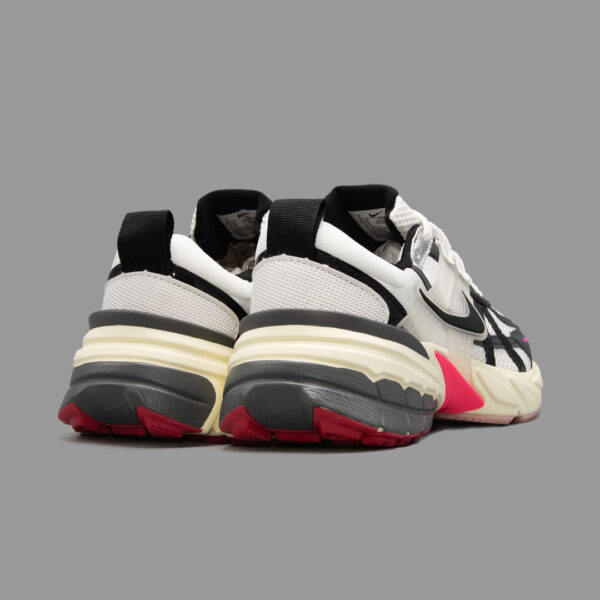 نایکی وی تو کی سفید سبز | Nike V2K Run White Green - Image 3