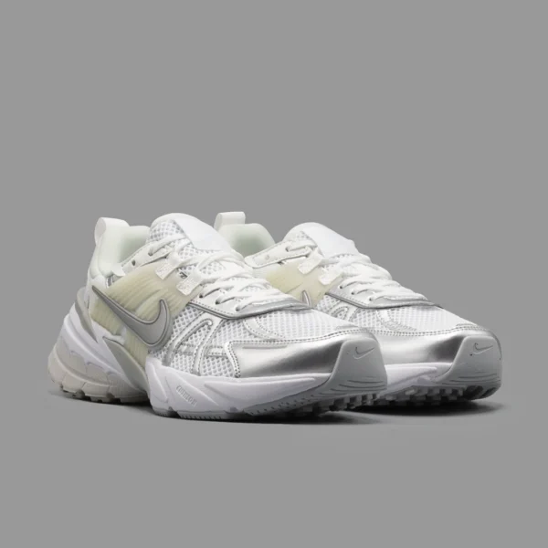 نایکی وی تو کی پلاتینیوم تینت | Nike V2K Run Platinum Tint - Image 2