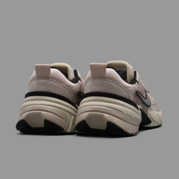 نایکی وی تو کی پلاتینیوم وایولت | Nike V2K Run Platinum Violet - Image 3