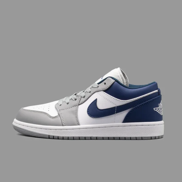نایکی جردن 1 استلث آبی طوسی ساق کوتاه | Nike Air Jordan 1 Low Stealth Gray Blue