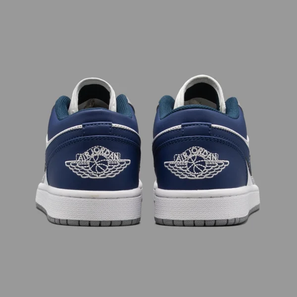 نایکی جردن 1 استلث آبی طوسی ساق کوتاه | Nike Air Jordan 1 Low Stealth Gray Blue - Image 4