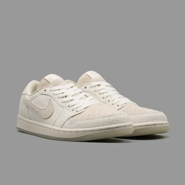 نایکی جردن 1 کریس پاول ساق کوتاه | Nike Air Jordan 1 Low OG Chris Paul - Image 2
