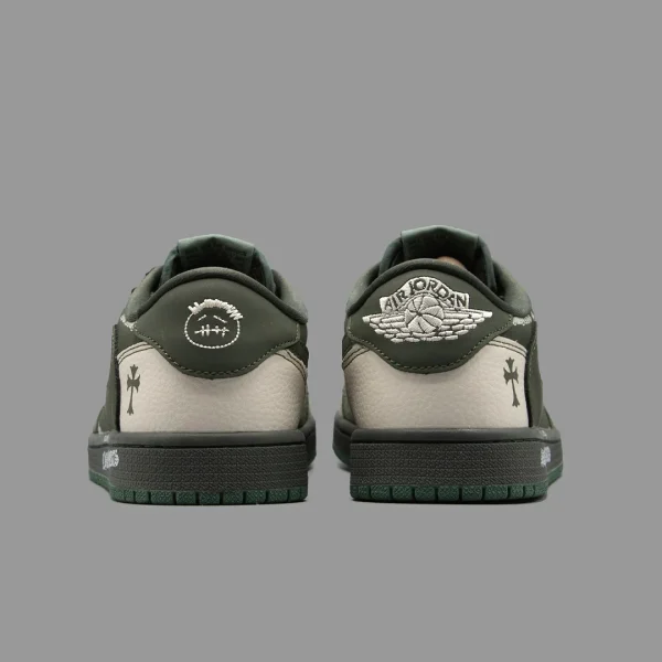 نایکی جردن 1 ترویس اسکات کروم هارتس ساق کوتاه | Nike Air Jordan 1 Low OG Travis Scott X Chrome Hearts - Image 4