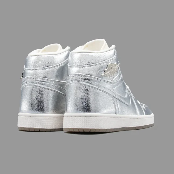 نایکی جردن 1 نقره ای ساقدار | Nike Air Jordan 1 High OG Metallic Silver - Image 3